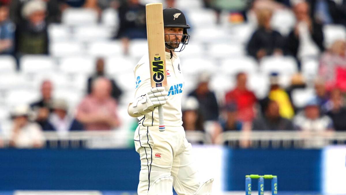 Photo of इंग्लैंड का दौरा कर रही न्यूजीलैड की टीम में इन दो खिलाड़ियों की कोरोना की रिपोर्ट आई पॉजिटिव 