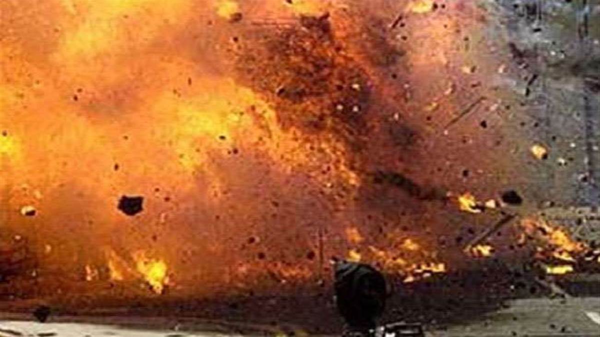 Photo of अफगानिस्तान में आईईडी विस्फोट से तालिबान के पांच सदस्य और एक नागरिक की मौत…