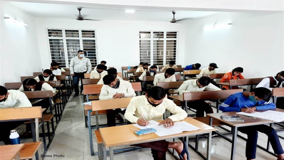 Photo of इस साल फिर आयोजित की जाएगी राज्य पात्रता परीक्षा, यूजीसी से लेनी होगी अनुमति