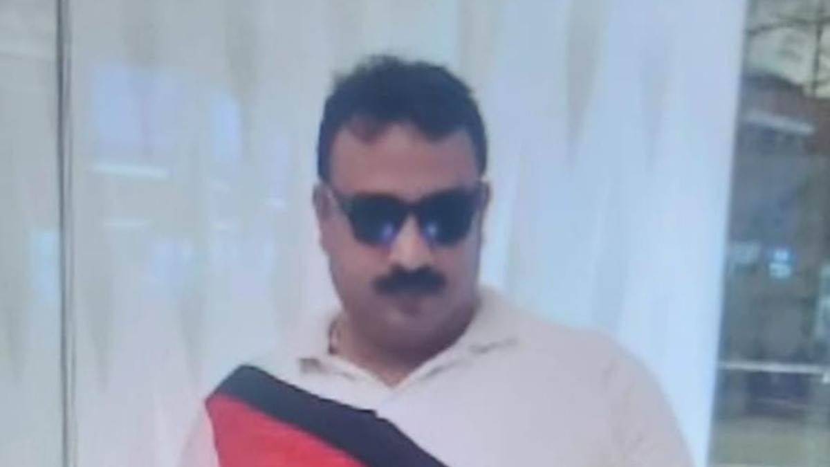 Photo of बिहार पुलिस के वांटेड अपराधी की लखनऊ में गोली मारकर की हत्या, सरेराह ताबड़तोड़ फायरिंंग से इलाके में दहशत का माहौल