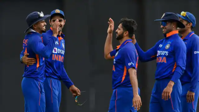 Photo of हाईवोल्टेज मुकाबले में India ने West Indies को 3 रनों से हराया