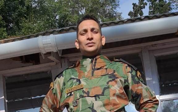 Photo of भूपेश ने मणिपुर लैंडस्लाइड में शहीद लेफ्टिनेंट कर्नल पांडेय को अर्पित की श्रद्धांजलि