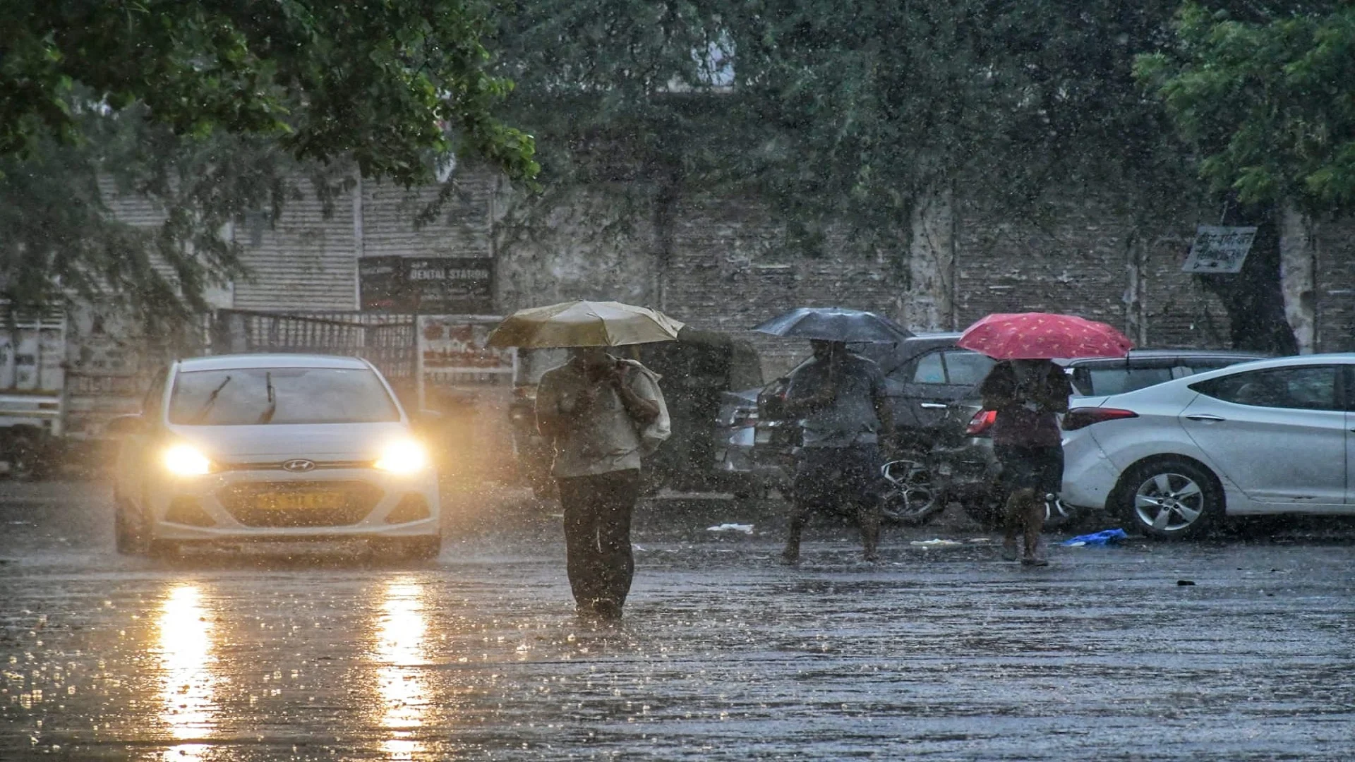 Photo of छत्‍तीसगढ़: भारी बारिश बनी परेशानी का कारण
