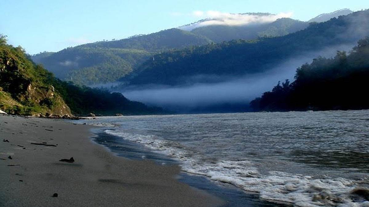 Photo of अगर आप भी सफेद रेत पर बीच का आनंद लेना चाहते हैं तो जरुर आइए ऋषिकेश, मानसून के बाद कर सकते हैं टूर प्लान