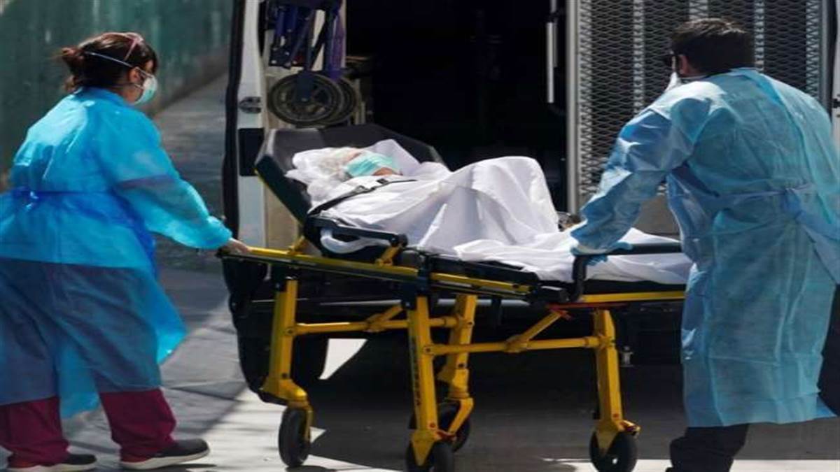 Photo of देश में बीते 24 घंटों के दौरान 18 हजार से अधिक नए मामले सामने आए और 43 लोगों की हुई मौत