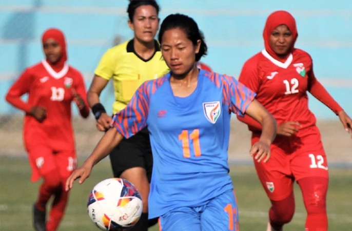 Photo of विदेशी क्लब से पेशेवर अनुबंध हासिल करने वाली तीसरी इंडियन फुटबॉलर बन चुकी है स्टार फारवर्ड डांगमेई ग्रेस