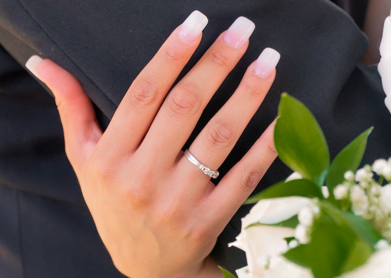 Photo of नाखूनों को सुन्दर और आकर्षित बनाने के लिए जरुर करें ये काम