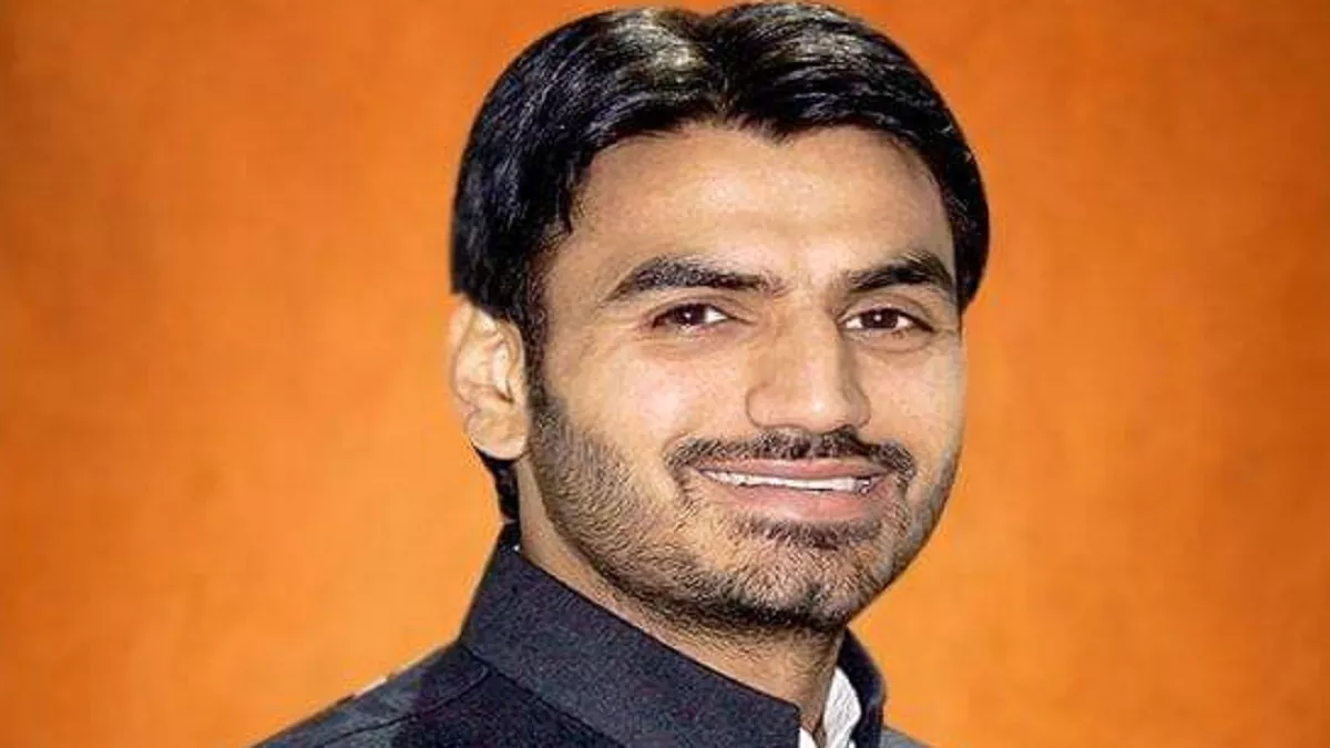 Photo of भगोड़े श्रीकांत त्यागी पर 25 हजार का इनाम घोषित