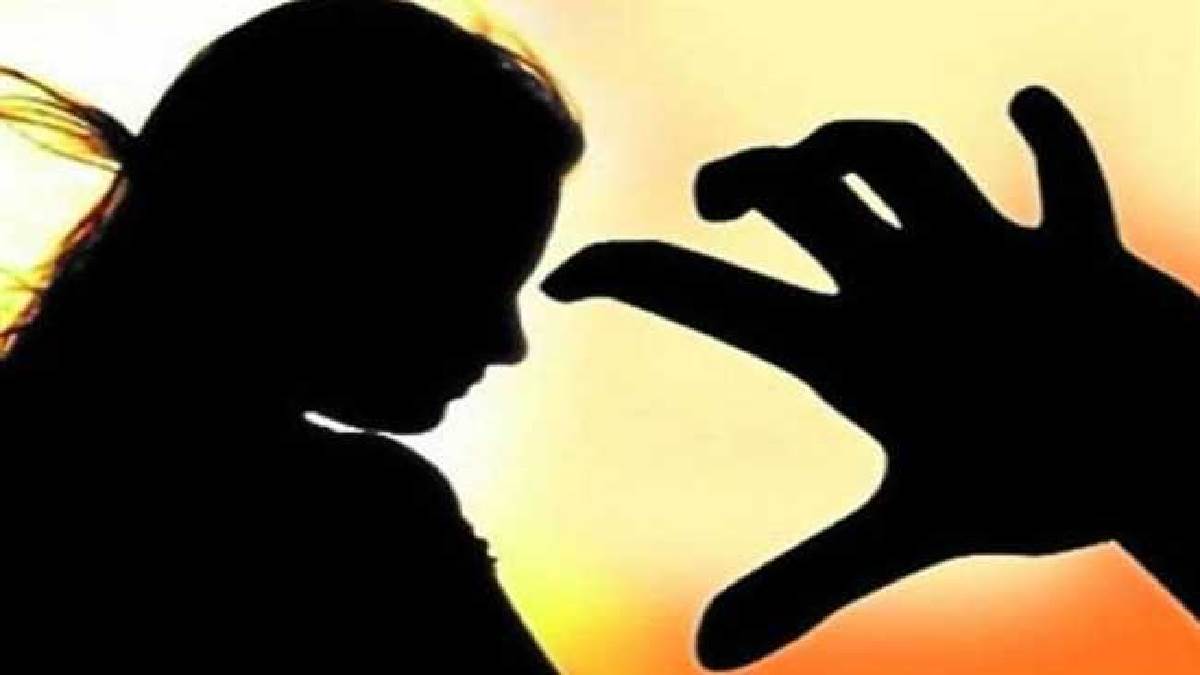 Photo of तमिलनाडु: एक युवती के साथ सामूहिक दुष्कर्म की घटना आई सामने, पुलिस ने 5 आरोपियों को किया  गिरफ्तार