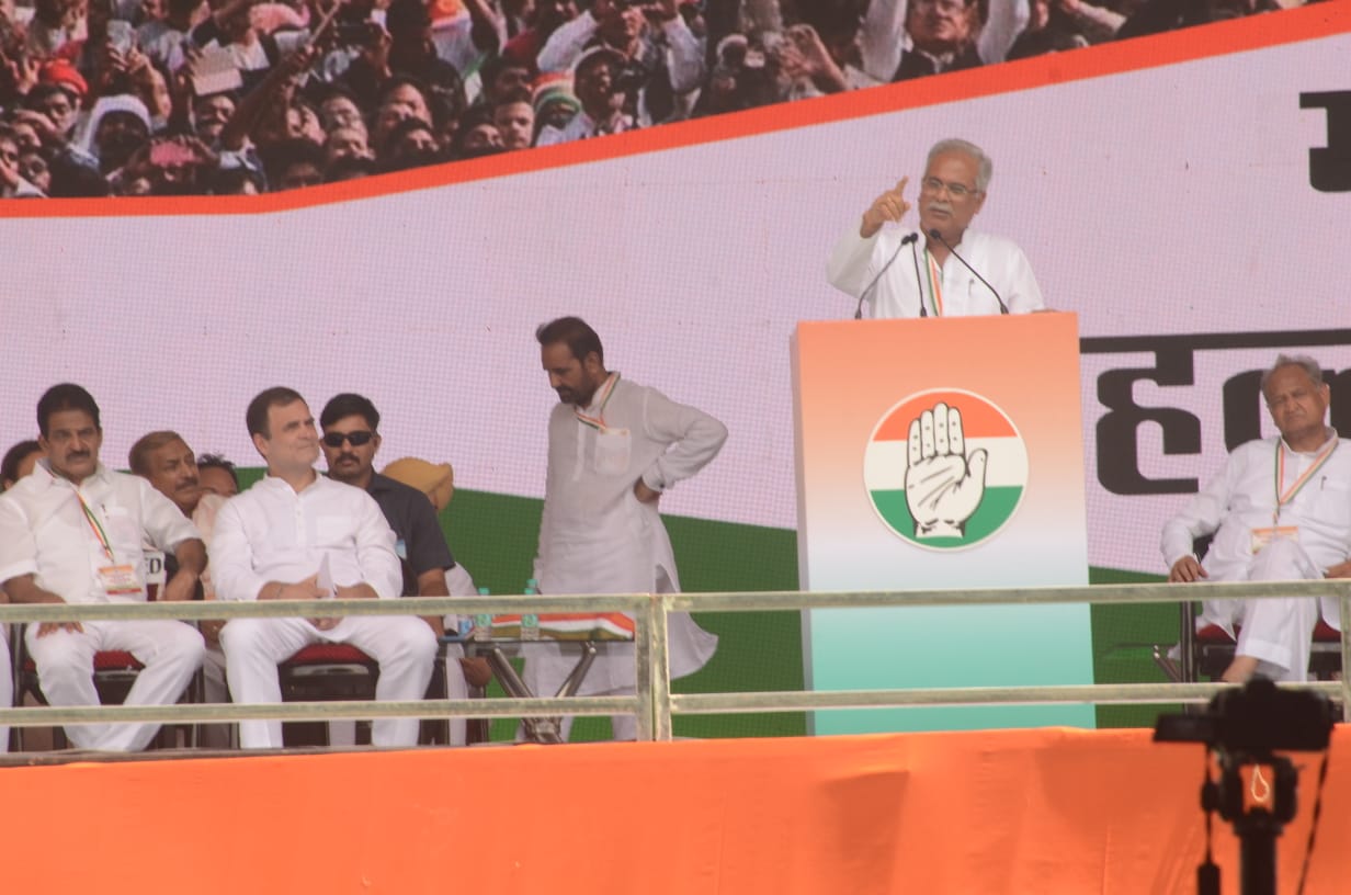 Photo of उद्योगपतियों का लाखों करोड़ों माफ करना रेवड़ी नहीं, रबड़ी – भूपेश