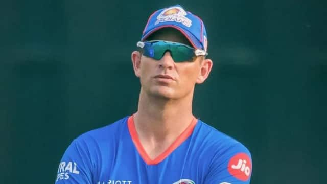 Photo of फ्रेंचाइजी ‘एमआई अमीरात’ ने शेन बॉन्ड को अपना मुख्य कोच किया नियुक्त..