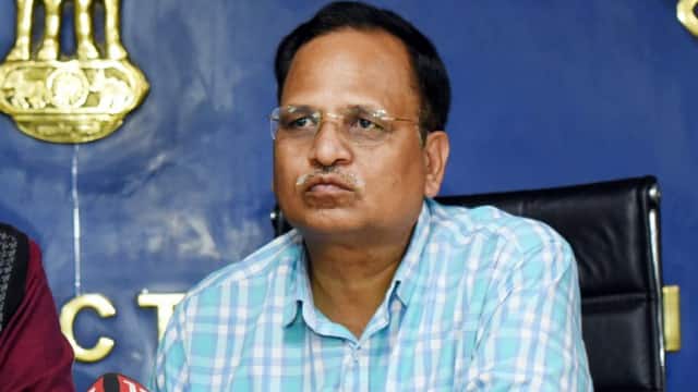 Photo of दिल्ली की अदालत से स्वास्थ्य मंत्री सत्येंद्र जैन को मिली राहत, कार्यवाही पर लगी रोक..