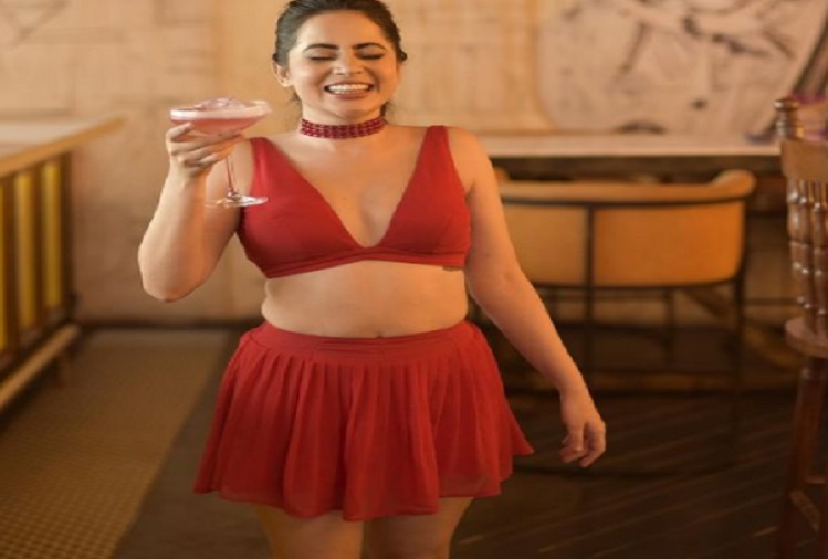 Photo of सिम कार्ड से बनी इस ड्रेस को पहनकर उर्फी ने दिखाया अपना जलवा