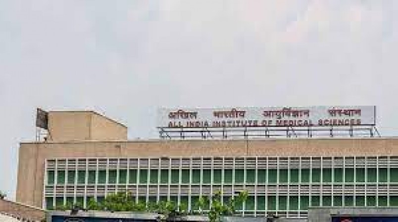 Photo of AIIMS दिल्ली में पाना चाहते है सरकारी नौकरी तो करे अप्लाई
