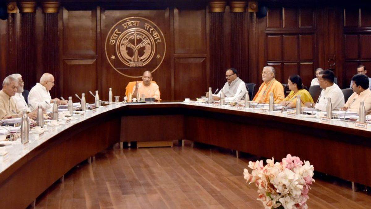 Photo of योगी कैबिनेट की बैठक में नई इलेक्ट्रानिक वाहन नीति-2022 को मिली मंजूरी