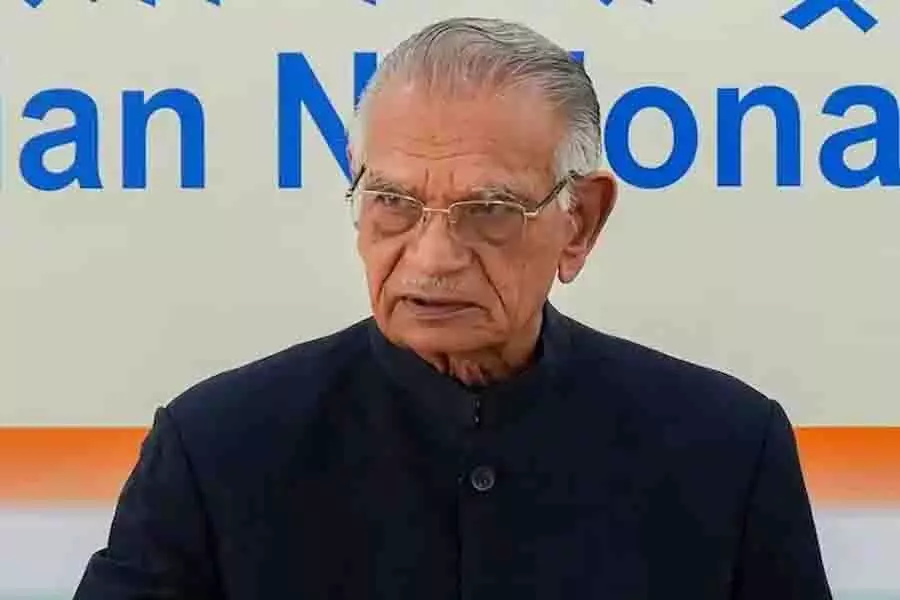 Photo of गृहमंत्री रह चुके शिवराज पाटिल ने बीते दिनों भगवद्गीता के संदर्भ में दिया ऐसा बेतुका बयान 