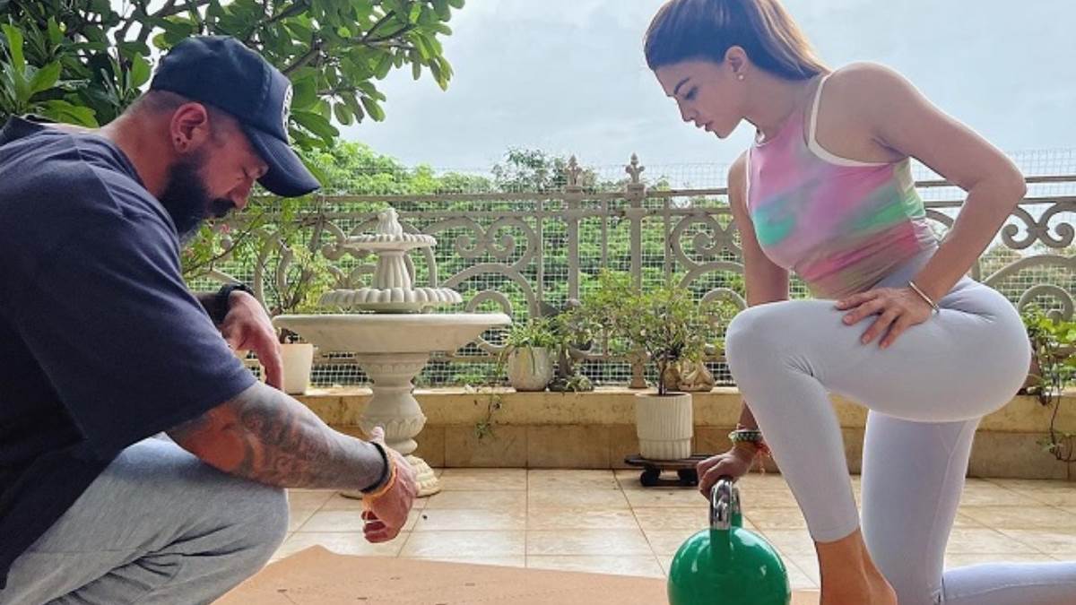 Photo of जैकलिन फर्नांडिस ने वर्कआउट करते हुए शेयर की ये तस्वीरें..