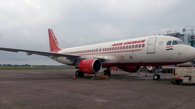 Photo of एअर इंडिया की एक उड़ान में तकनीकी खराबी के कारण तीन घंटे से अधिक की देरी..