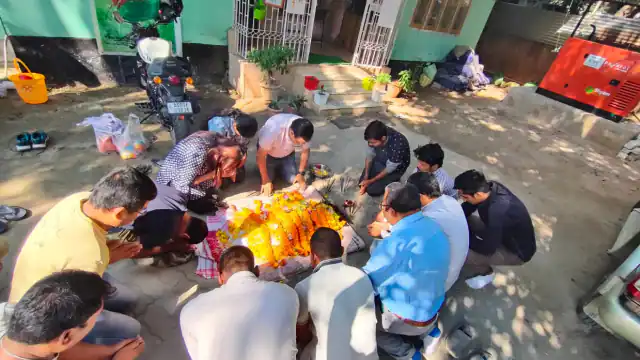 Photo of शिकारियों की नाक में दम करने वाले K9 यूनिट के सदस्य जोरबा का निधन, पढ़े पूरी खबर