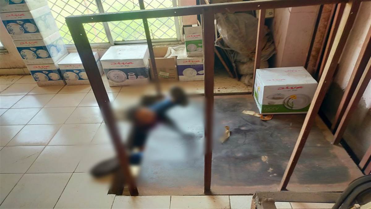 Photo of रायपुर: लिफ्ट में फंसकर युवक की हुई दर्दनाक मौत, पढ़े पूरी खबर