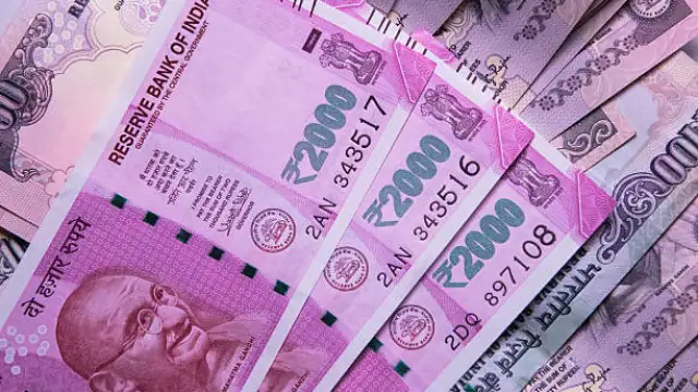 Photo of अफसरों की लापरवाही से केंद्र में फंसा यूपी के 15वें वित्त आयोग का करीब 3000 करोड़ रुपये..