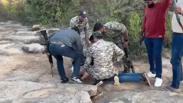 Photo of मध्यप्रदेश में कुख्यात डकैत गुड्डा गुर्जर गिरोह के अंतिम सदस्य को पुलिस ने किया गिरफ्तार..