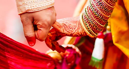 Photo of हल्द्वानी में शराब के नशे में धुत दूल्हे ने जमकर मचाया उत्पात, बिना दुल्हन के वापस लौटी बारात