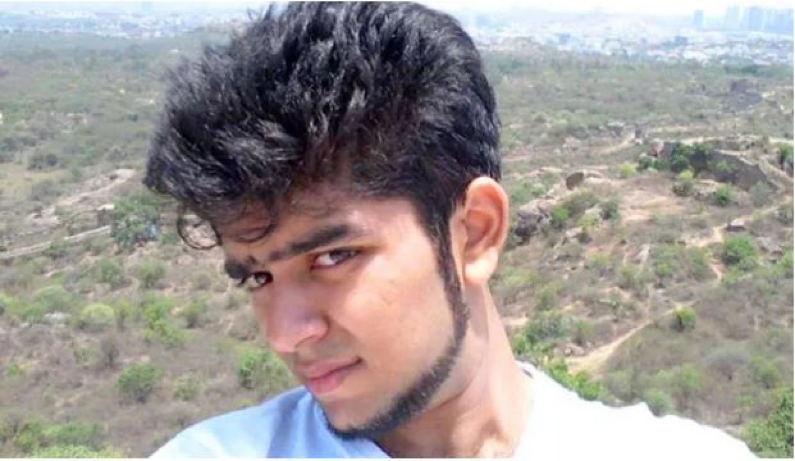 Photo of दिल्ली पुलिस ने आफताब अमीन पूनावाला के फ्लैट से बरामद की एक आरी, पढ़े पूरी खबर