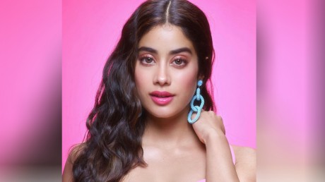 Photo of एक्ट्रेस जाह्नवी से जुड़ी दूसरी बड़ी खबर आई सामने, बांद्रा में खरीदा डुप्लेक्स