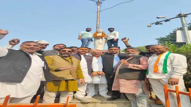 Photo of प्रदीप मिश्र ने कहा-इंदिरा के आदर्शों पर चलकर होगा राष्ट्र निर्माण..