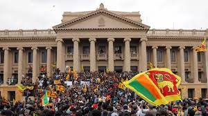 Photo of श्रीलंका में फिर से लोगों ने शुरू किया विरोध प्रदर्शन, कर को कम करने की मांग