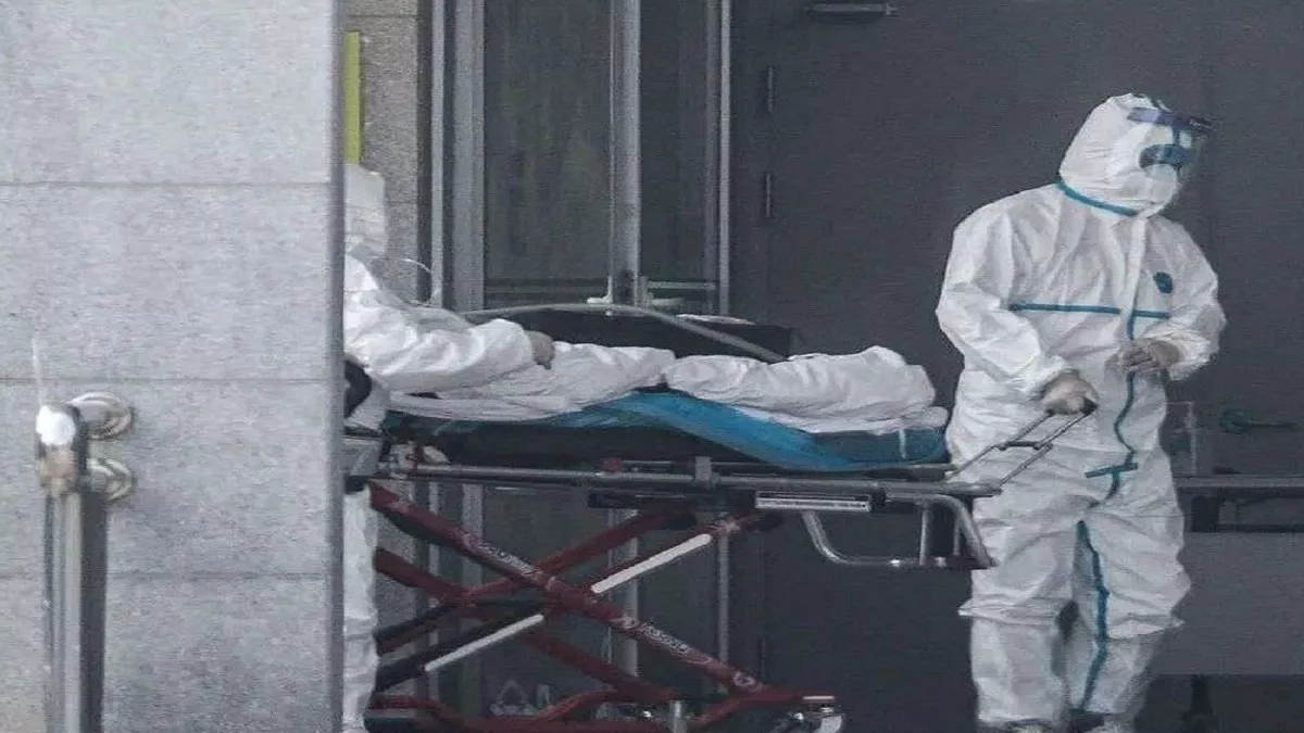 Photo of चीन में कोरोना संक्रमण की वजह से लगातार हो रही   मौतें, शंघाई में शवों की संख्या 90 से बढ़कर 400 से 500 के बीच.. 