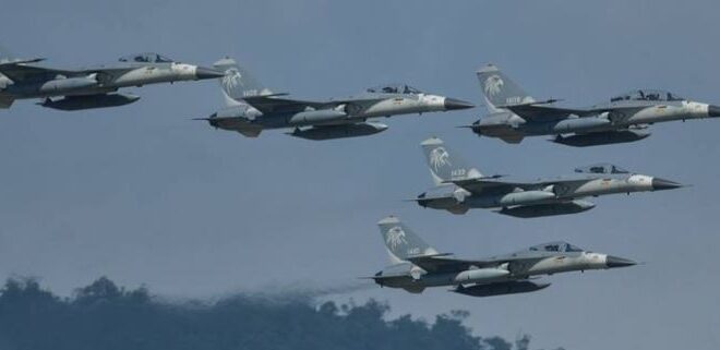 Photo of ताइवान के हवाई क्षेत्र में किया स्ट्राइक ड्रिल, अमेरिका को चेताया..