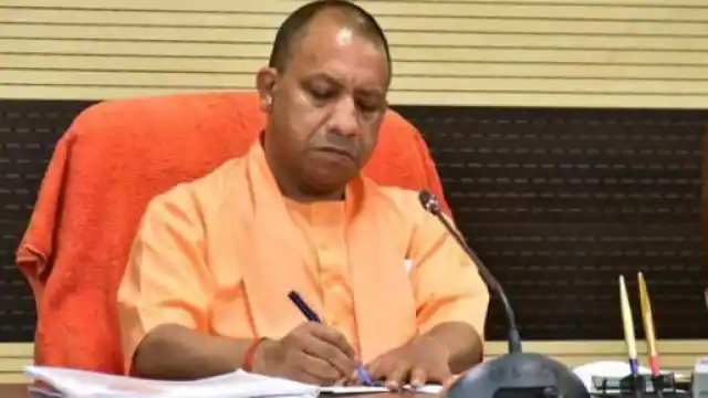 Photo of विदेश में भ्रमण कर रही टीम योगी को दुनियाभर से मिल रहे करोड़ों के प्रस्ताव..