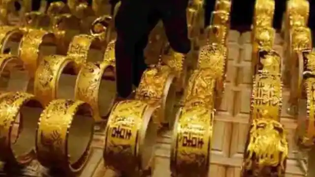 Photo of साल के आखिरी दिन देखने को मिली सोना-चांदी में ये बड़ी बढ़ोत्तरी, जाने क्या है नए रेट्स