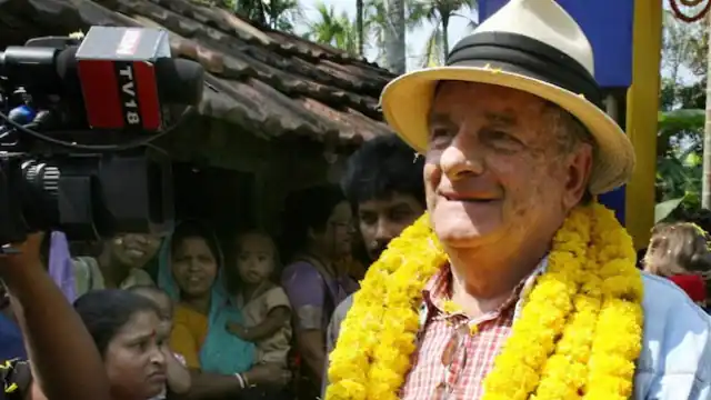 Photo of 91 साल की उम्र में मशहूर फ्रैंच लेखक डॉमिनिक लैपियर का हुआ निधन.. 