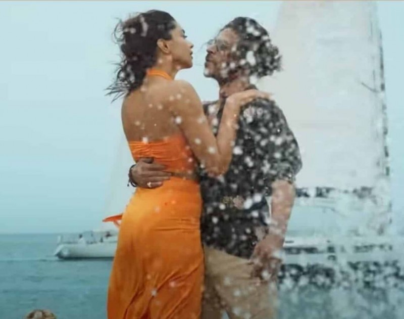 Photo of फिल्म ‘पठान‘ के बाद अब शाहरुख की आने वाली मूवी ‘डंकी‘ पर भी मचा बवाल..