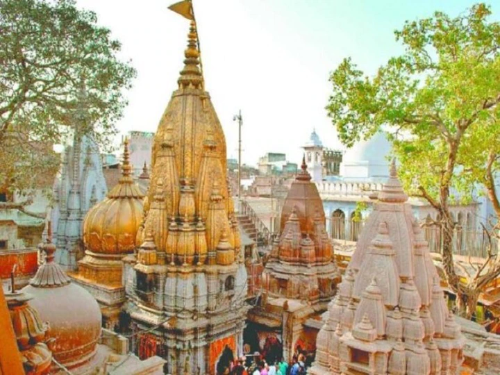 Photo of वाराणसी में आज मनाया जाएगा विश्वनाथ धाम का पहला वर्षगांठ, पढ़े पूरी ख़बर