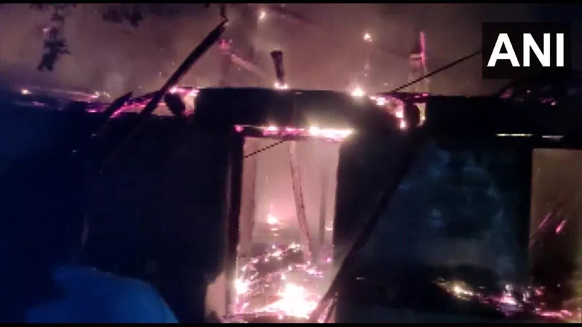 Photo of तेलंगाना में हुआ दर्दनाक हादसा, घर में लगी भीषण आग में 2 बच्चियों समेत 6 लोगों की मौत..