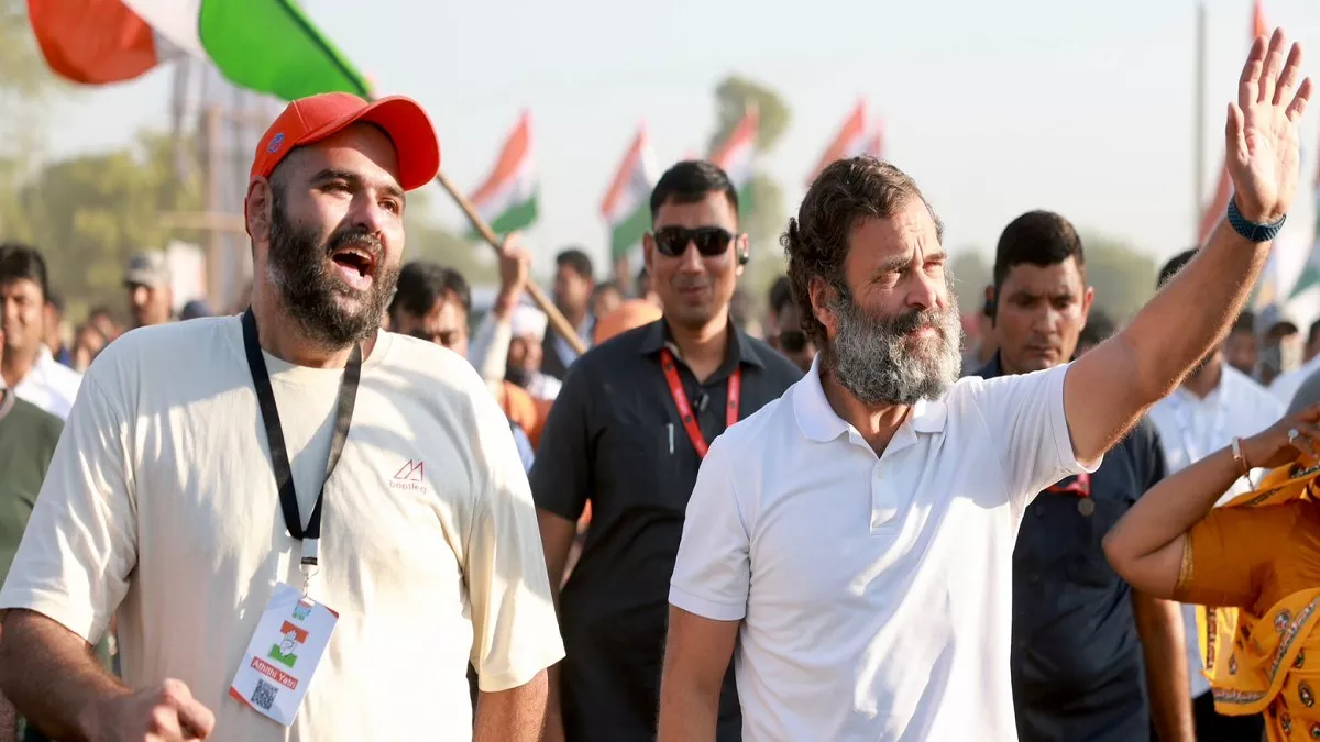 Photo of कांग्रेस की भारत जोड़ो यात्रा में शामिल होने वालों की लिस्ट में जुड़ा कॉमेडियन कुणाल कामरा का नाम..