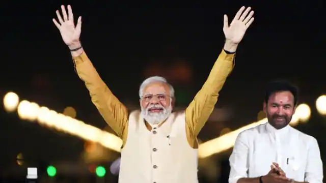 Photo of नये साल पर अपने बधाई संदेश में PM मोदी ने ट्वीट में कहा, “आपका 2023 शानदार,खुशी और ढेर सारी सफलता से भरा हो..