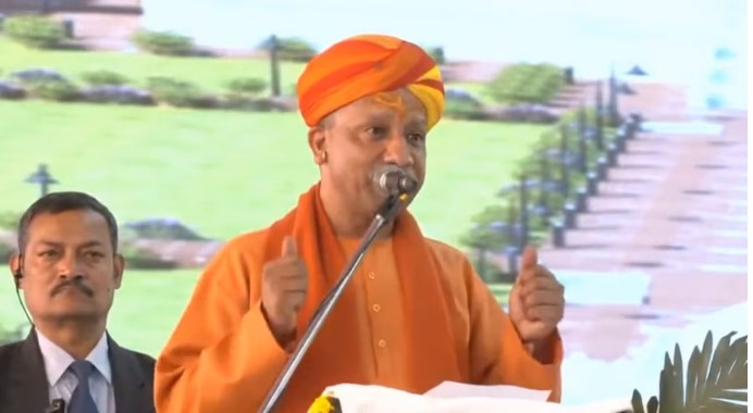 Photo of राजस्थान में एक कार्यक्रम को संबोधित करते हुए सीएम योगी ने सनातन धर्म को लेकर दिया ये बड़ा बयान