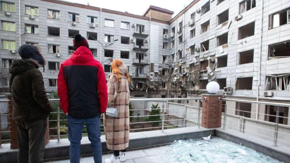 Photo of रूस के रक्षा मंत्रालय ने कहा-यूक्रेन के रॉकेट हमले में उसके 63 सैनिक मारे गए..