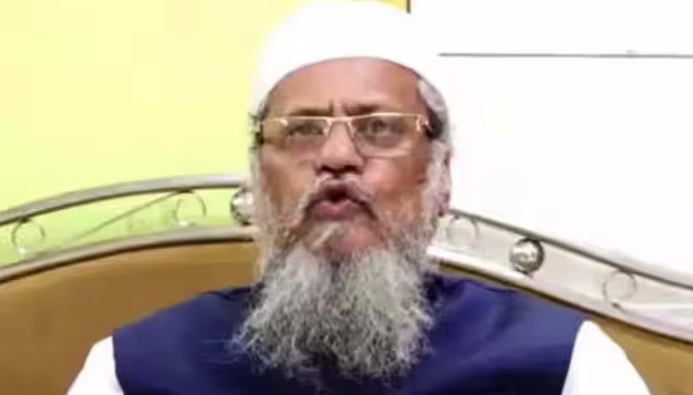 Photo of मुंबई के रजा अकादमी के मौलवी ने कहा-शाहरुख खान मुसलमान नहीं जाओ और उसे मार डालो..