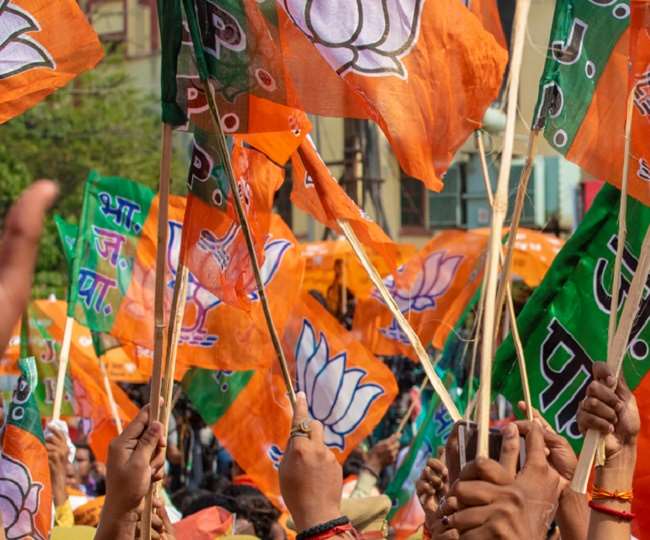 Photo of भाजपा प्रदर्शनकारियों के खिलाफ अवैध रूप से एकत्र होने और यातायात बाधित करने का मामला हुआ दर्ज..