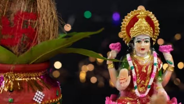 Photo of जानें माघ पूर्णिमा के दिन किन उपायों को करने से मां लक्ष्मी होंगी प्रसन्न