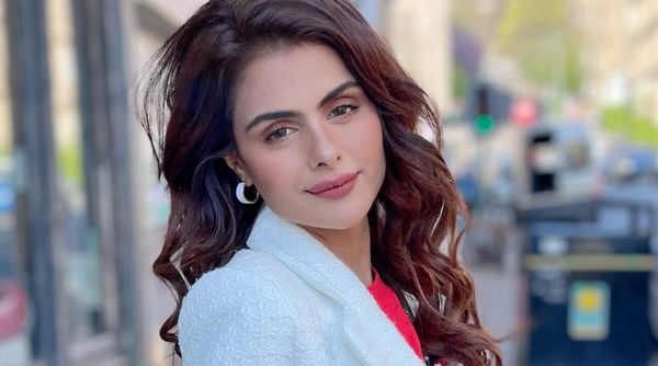 Photo of अब करीब 10 दिन बाद प्रियंका अपने होम टाउन  चंडीगढ़ पहुंची, जहां उनका जोरदार हुआ स्वागत..