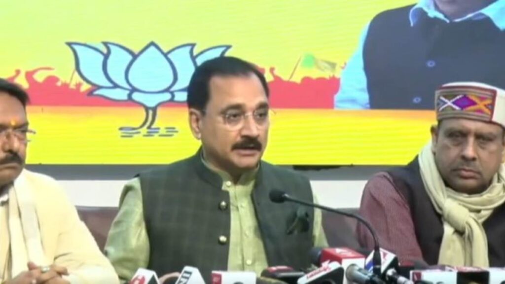 Photo of बीजेपी ने आदमी पार्टी पर अपने पार्षदों को प्रलोभन देकर समर्थन मांगने का लगाया आरोप