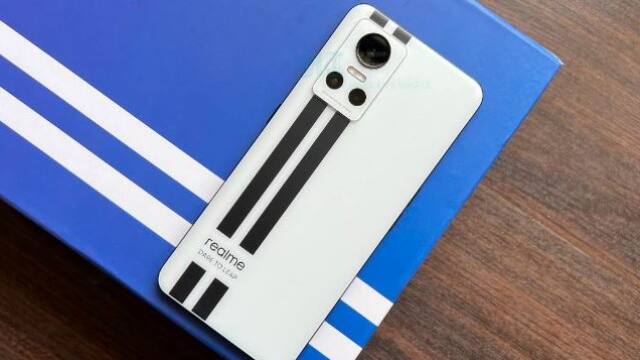 Photo of इसी महीने लॉन्च होने वाला है रियलमी GT 3 स्मार्टफोन, मिलेगा 50MP कैमरा