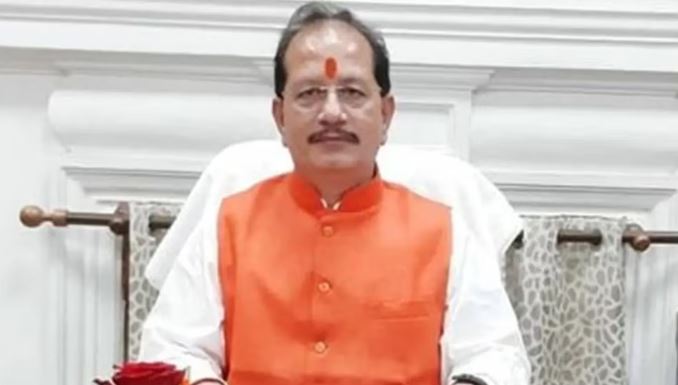 Photo of विजय कुमार सिन्हा ने नीतीश-तेजस्वी को बताया महाठग,  कहा-सरकार बनने पर खोली जाएंगी सबकी पुरानी फाइलें..  